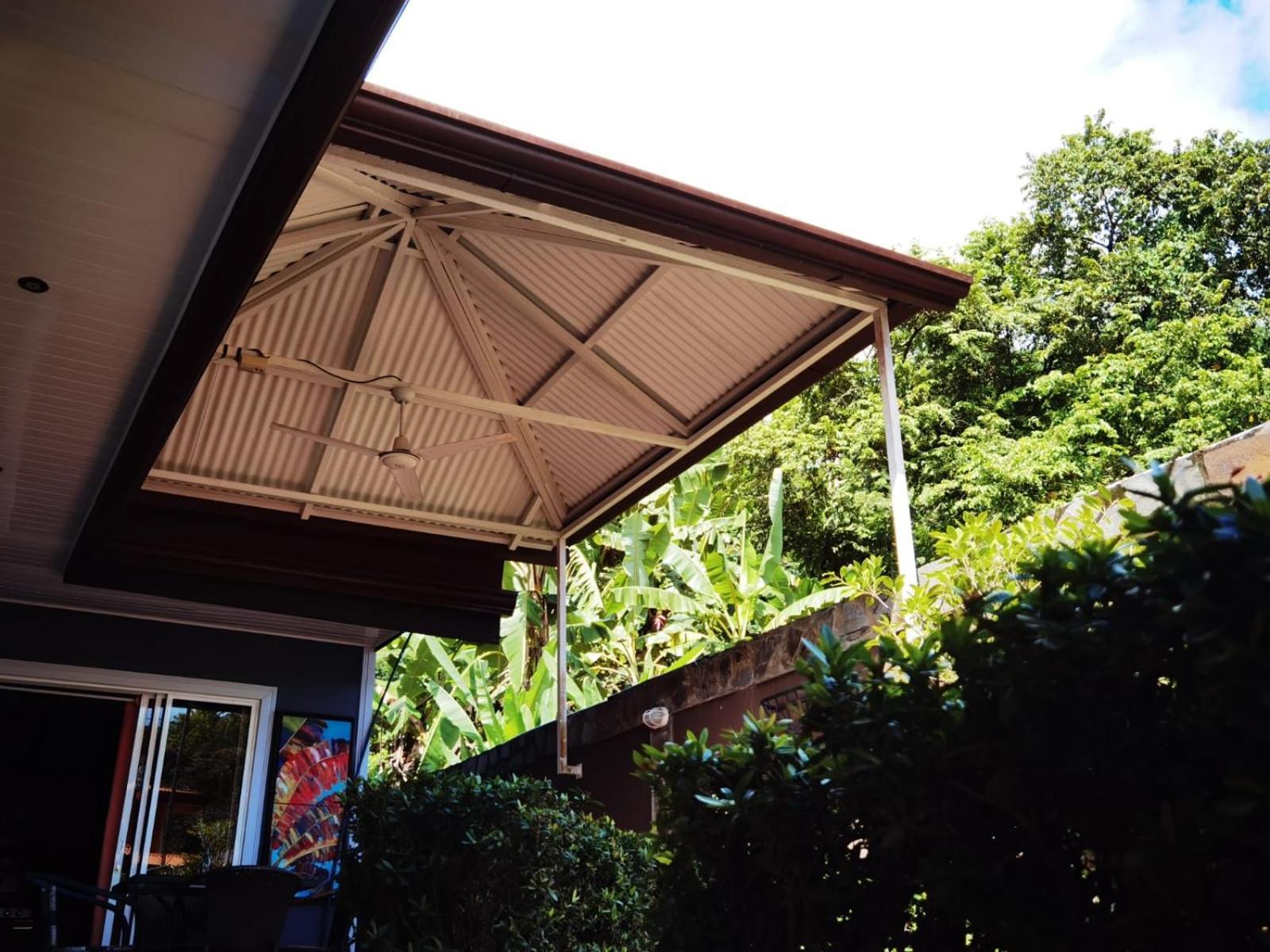Sunrise House Acomodação com café da manhã Quepos Exterior foto